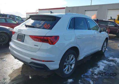 2021 Audi Q3 Premium 45 Tfsi S Line Quattro Tiptronic z USA, uszkodzony, nr VIN WA1DECF36M1100233